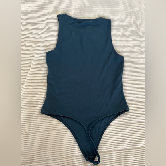 Aritzia Babaton Contour Bodysuit Women's Small Teal Blue Sleeveless Thong - Picture 4 of 11